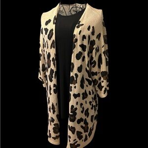 Leopard Print Lightweight Cardigan 3/4 Sleeve Sweater from Phil Love OSFM